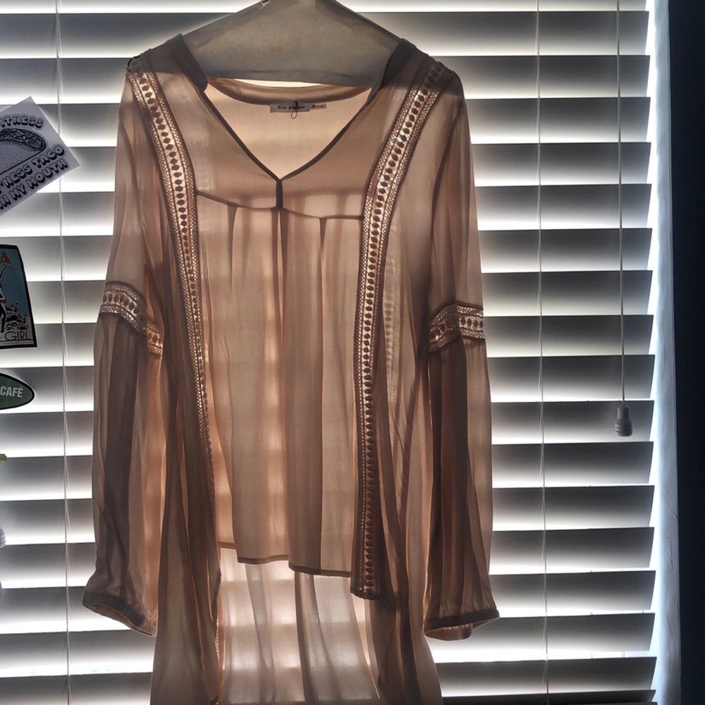 fun flowy shirt